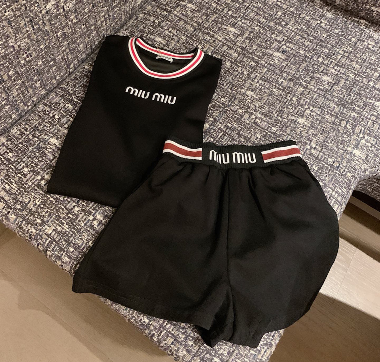 Mimi set size large