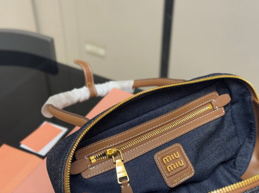 MIMI  [PRE-ORDER] SHOULDER BAG-Ships in 2 weeks