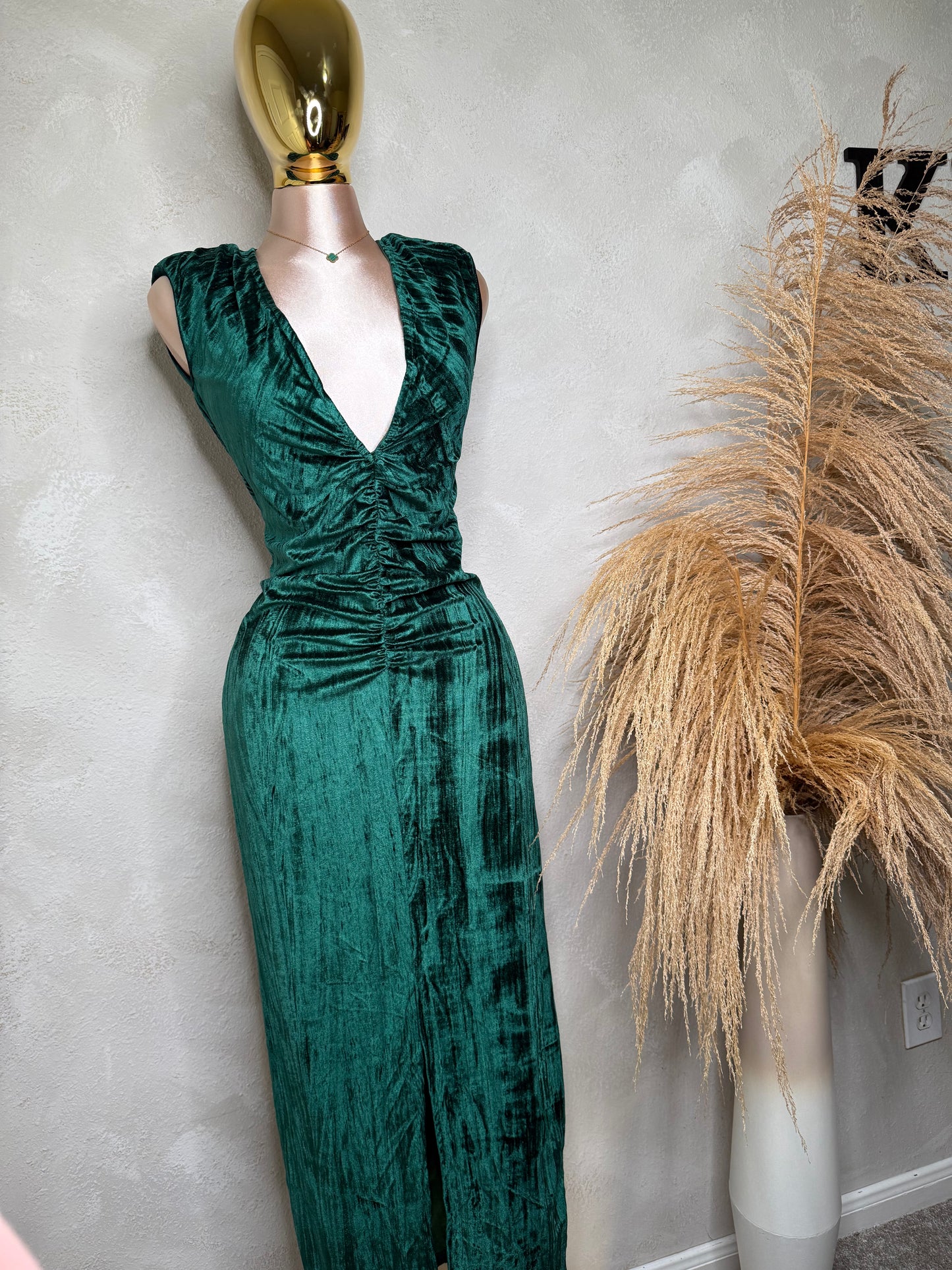 Luxe Velvet Dress (Emerald )